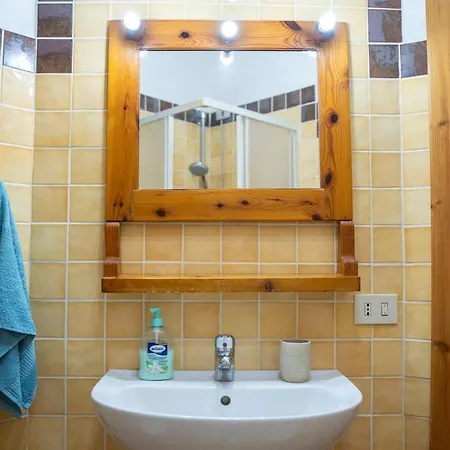 Itadhome - White Sail Apartment