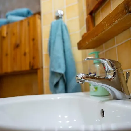 Itadhome - White Sail Apartment