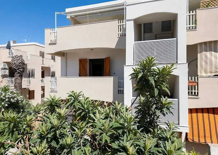 Itadhome - White Sail