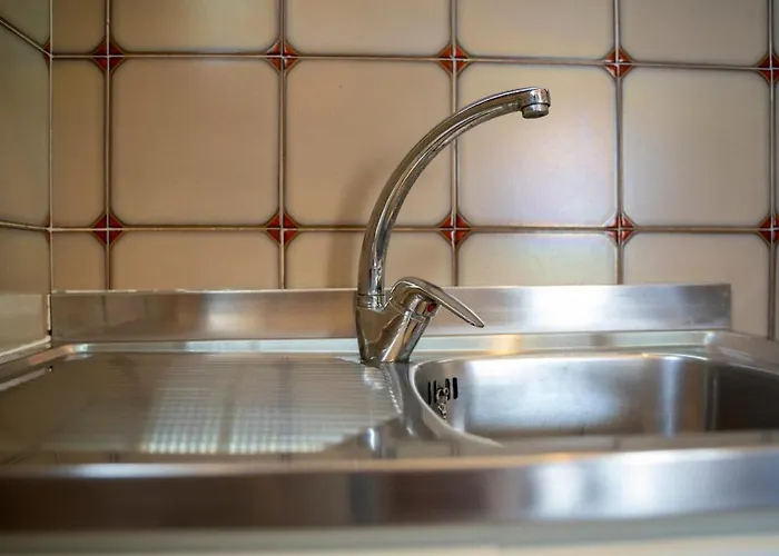 Itadhome - White Sail